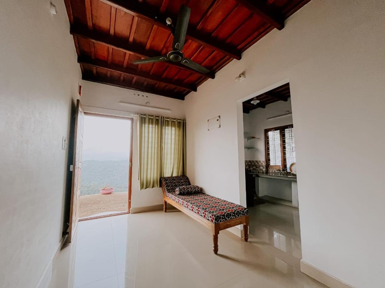 Palkulam Heights Villa Kumudi Exterior photo